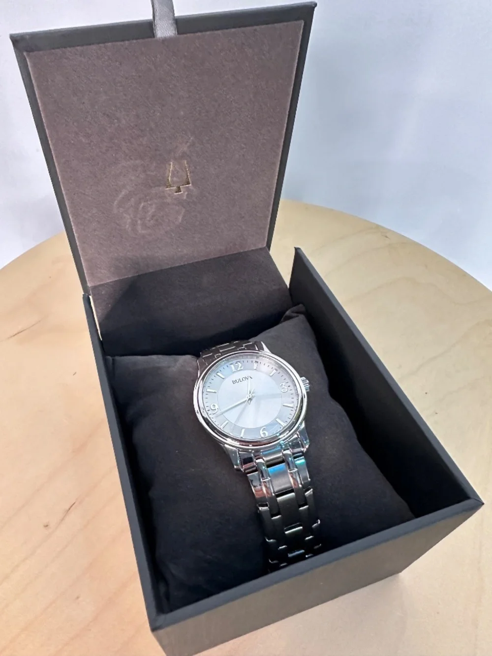 Bulova Men’s Stainless Steel Watch – Complete Set – Excellent Condition